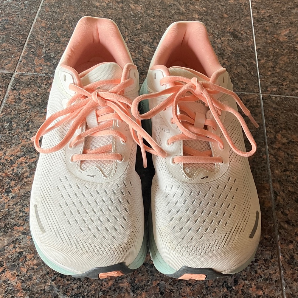 Altra Via Olympus 2 Women's White and Peach Athletic Shoes